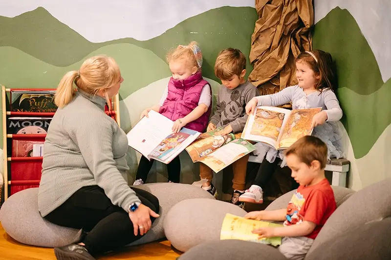 kids reading
